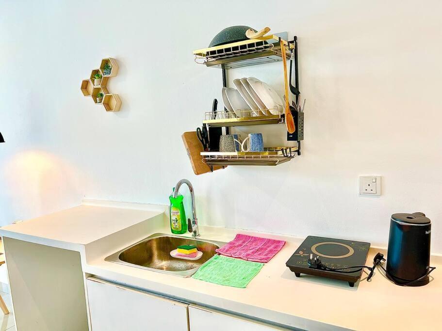 G 1-5Pax Cozy Home Trefoil Setia Alam 100Mps Wifi & Tv Sccc Exterior photo
